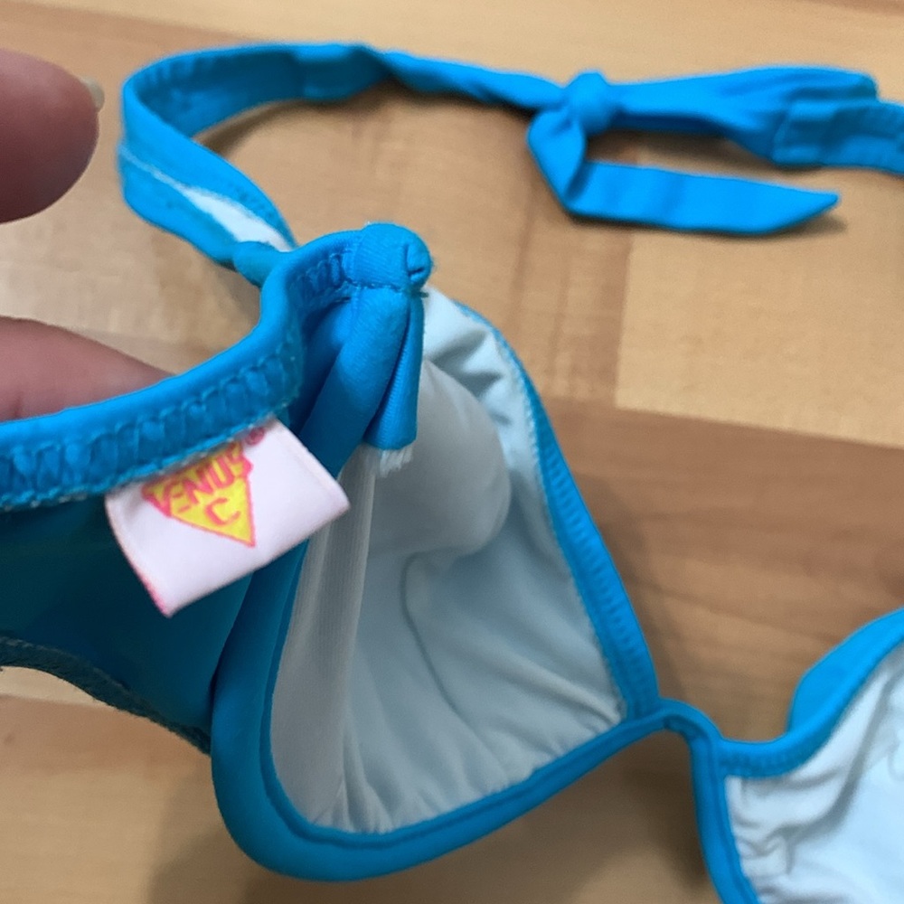 Venus bikini size medium - Picture 4 of 7